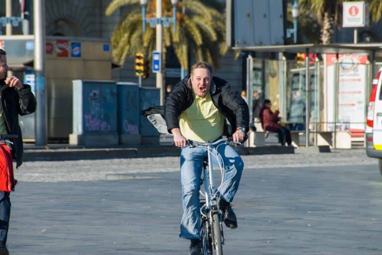 Enjoy your private Barcelona bike tour.