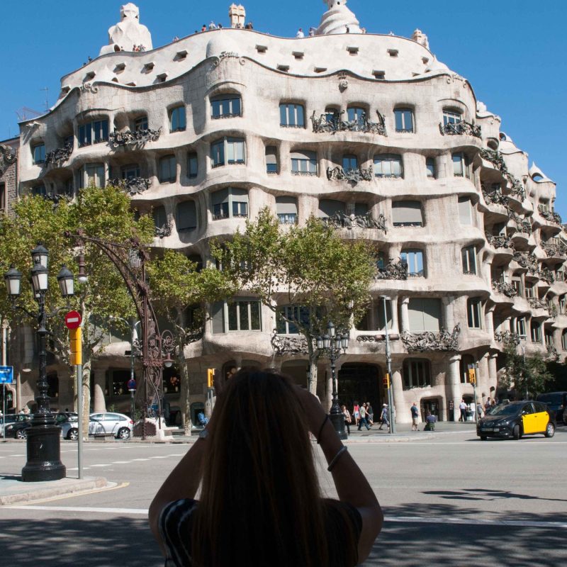 A view of the Pedrera from the street.